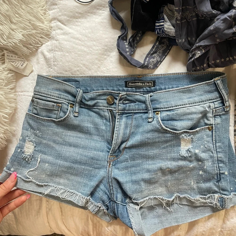 ABERCROMBIE AND FITCH shorts 2 - Picture 6 of 12